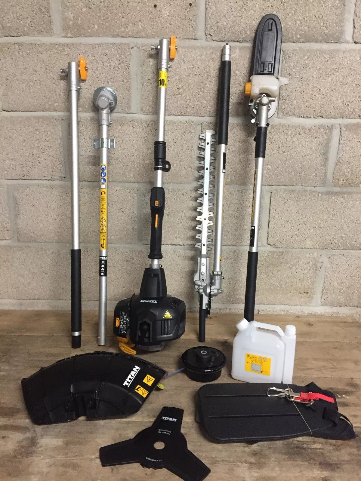 Titan 26cc 5 In 1 Multi Tool (TT5MTP26-2) Attachments Included