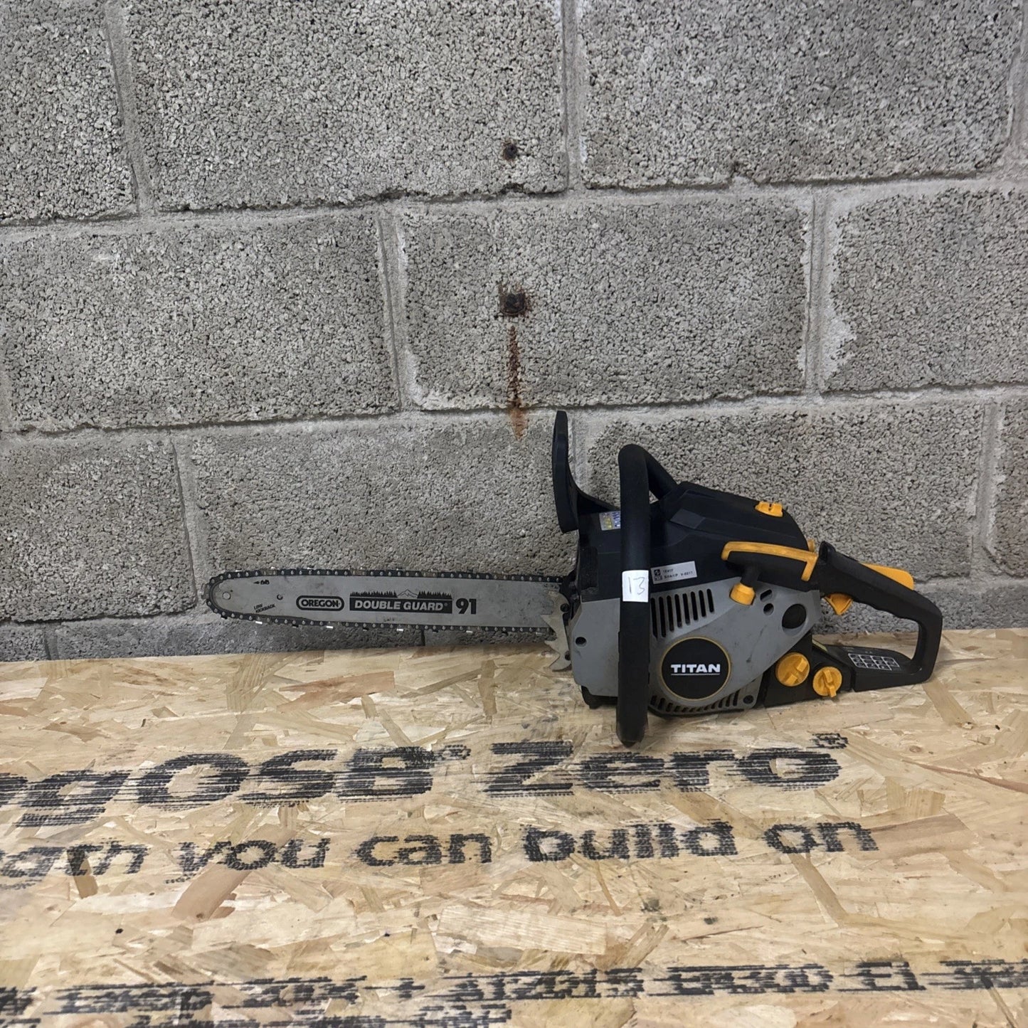 Titan Chainsaw Petrol 40cc TTCSP40 40cm 2 Stroke